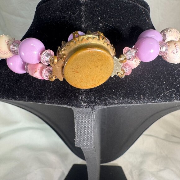 Vintage Double-Strand Beaded Necklace With Purple & Pink Marbled Lucite Beads - Picture 5 of 9